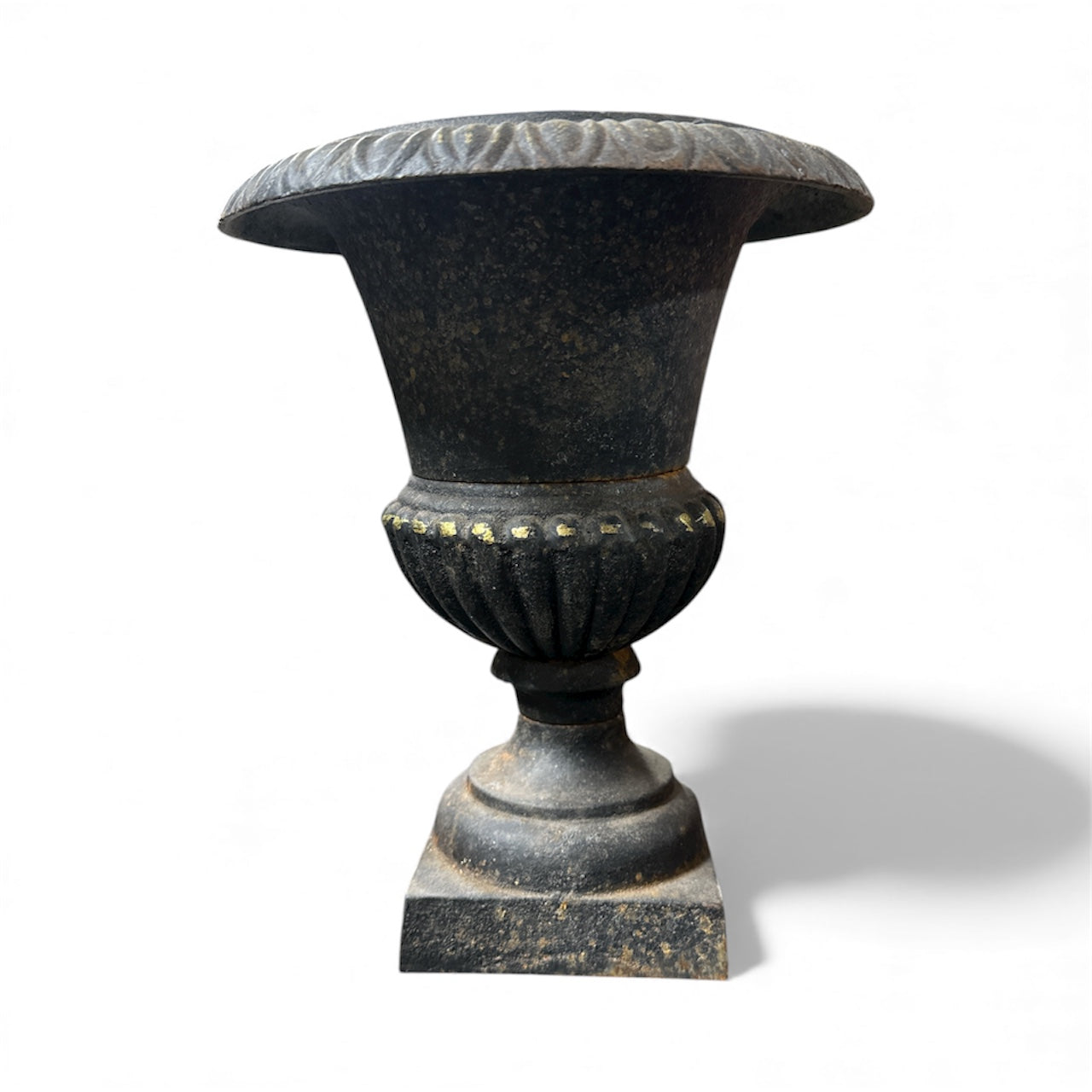 10" Cast Iron Urn with Decorative Rim