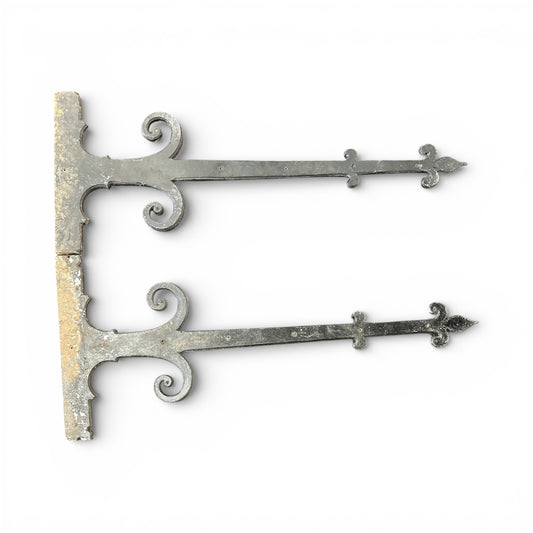 Tudor Hinges - Pair