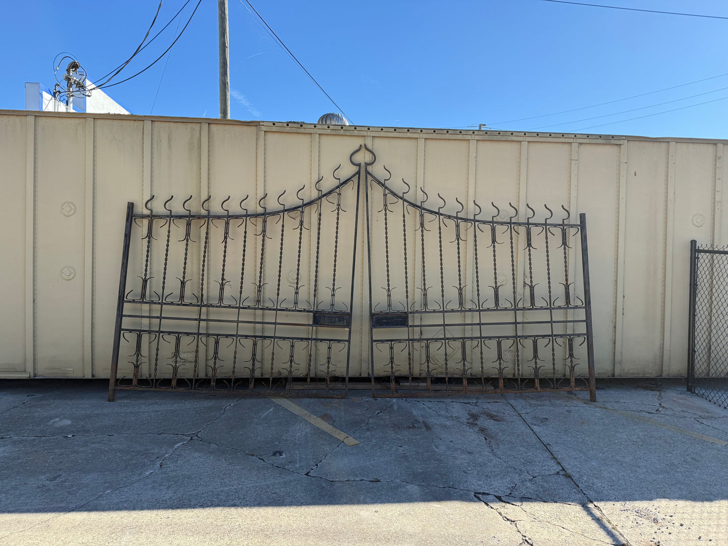 Double Iron Gates